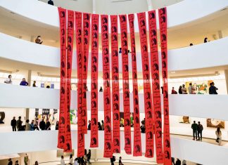 Des artistes iraniens organisent une manifestation anonyme au musee Guggenheim