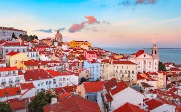 Exploration d’Alfama : le quartier le plus ancien et le plus authentique de Lisbonne