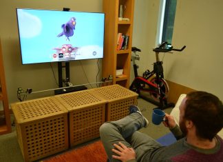 Utilisez votre main (ou votre tasse de cafe ou votre chat) comme telecommande